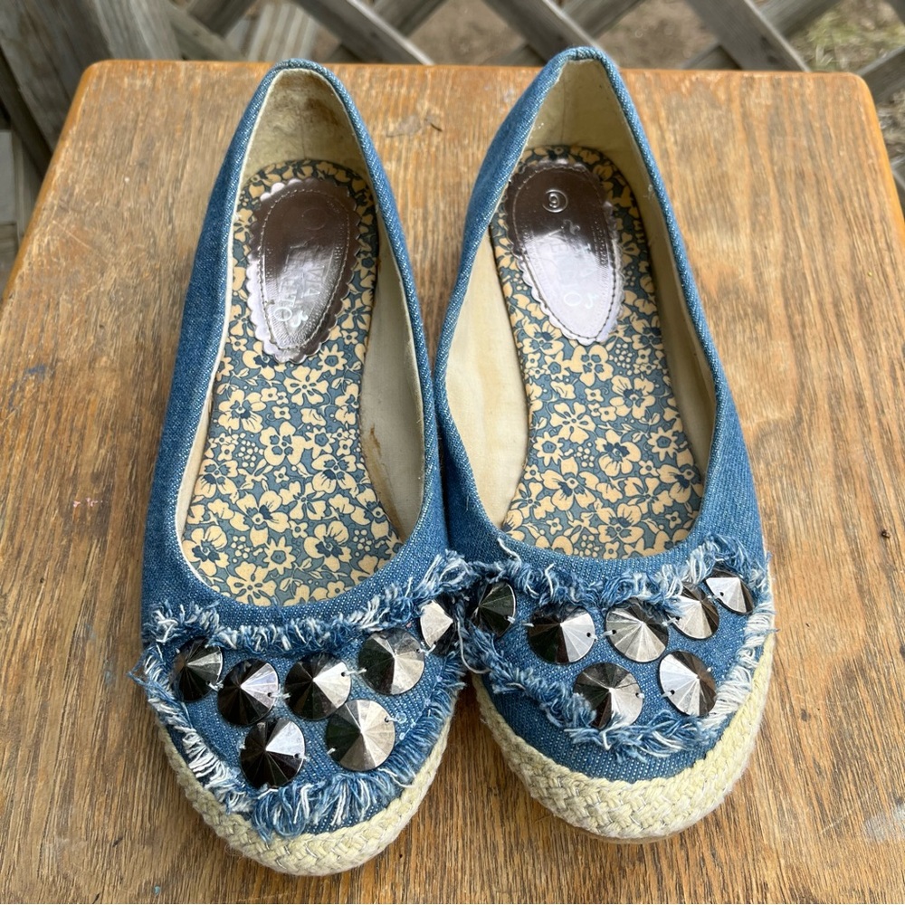 Via Veneto Blue Cream Flats with Decorative Bows